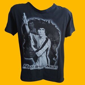 Small T-shirt Bruce Lee Iconic Graphic T Shirt Martial Arts Legend Roman